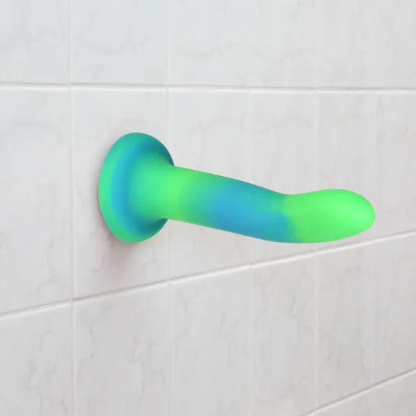 Фалоімітатор ADDICTION Rave Glow in the Dark Dildo (світиться в темряві)